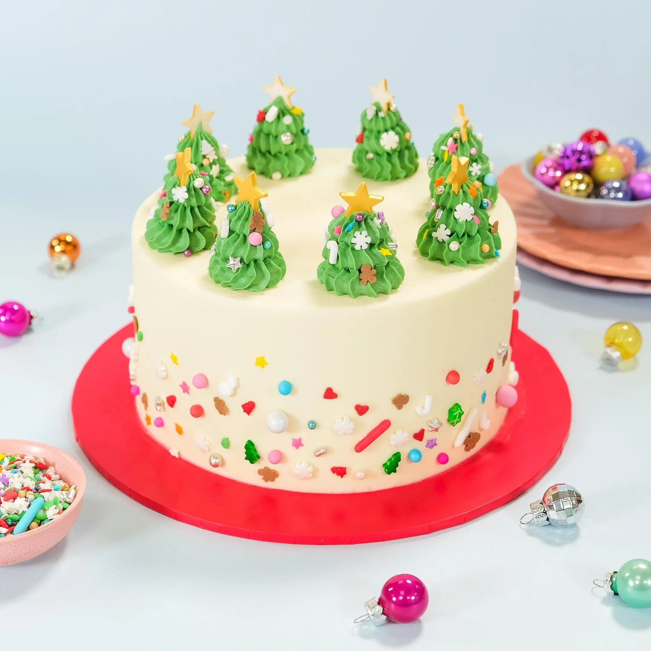 Christmas Favourite Cake - Crumbs & Doilies