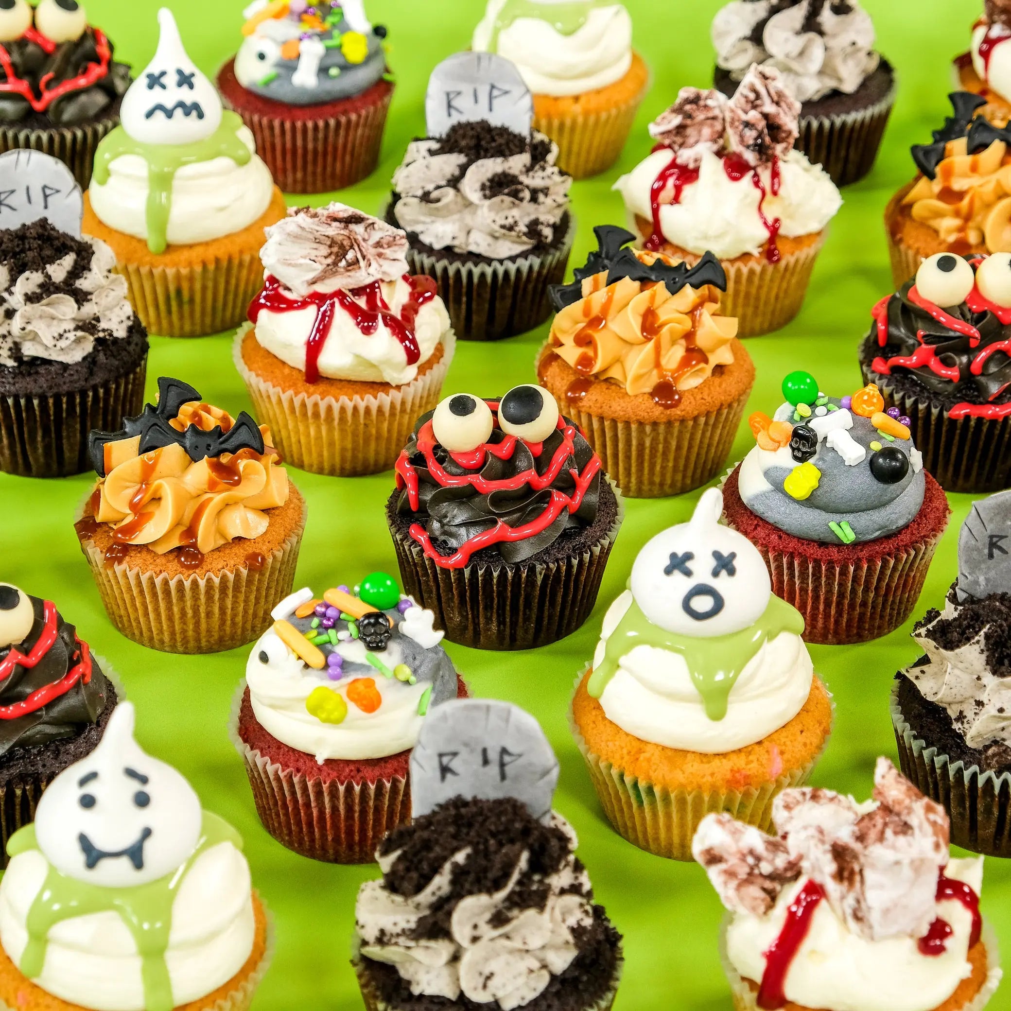 Halloween Cupcakes - Crumbs & Doilies
