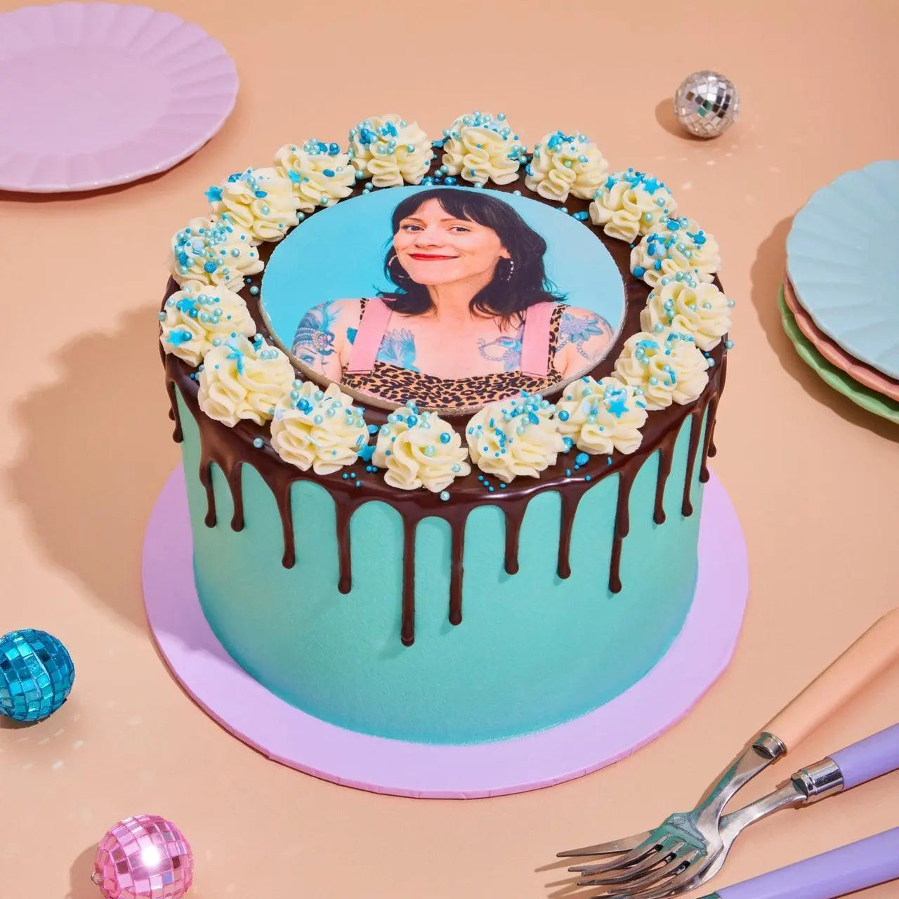 Edible Image Photo Cake - Crumbs & Doilies